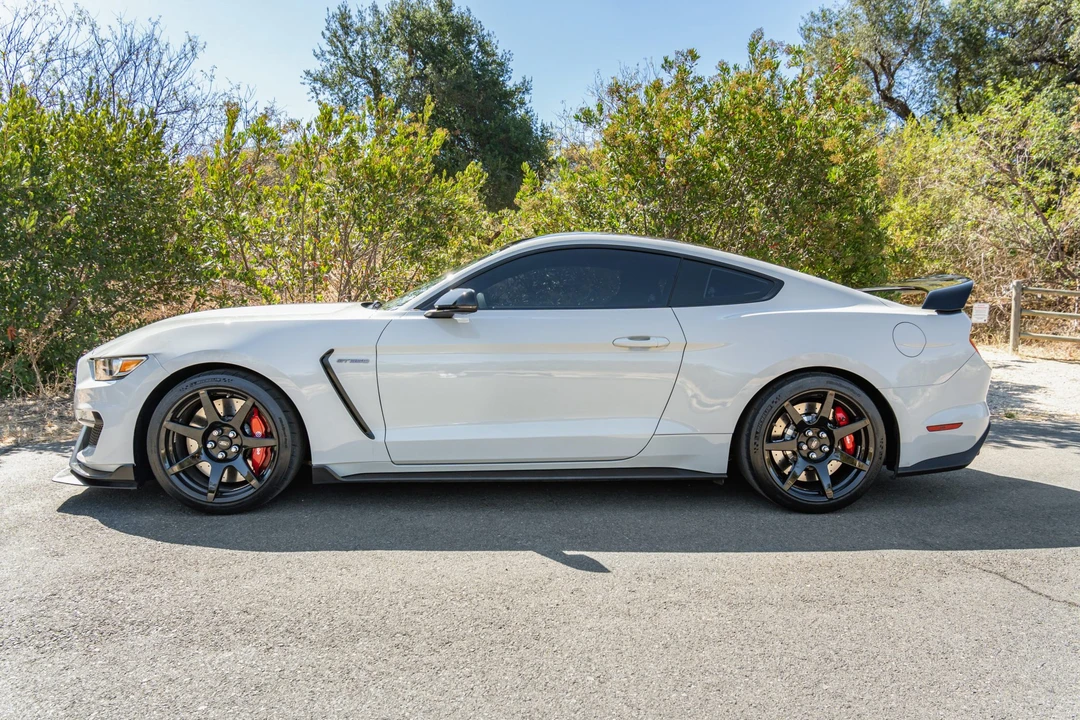 2017 Ford S550 Shelby Mustang GT350R - Image 5 of 31