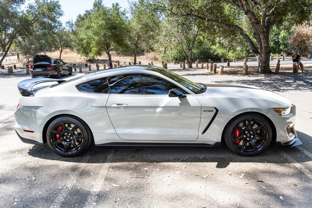 2017 Ford S550 Shelby Mustang GT350R - Image 9 of 31
