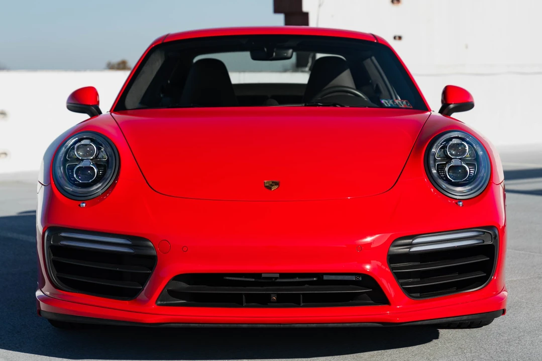 2017 Porsche 991 Turbo - Image 8 of 31