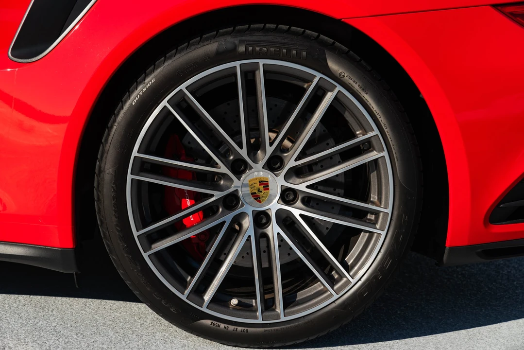 2017 Porsche 991 Turbo - Image 21 of 31