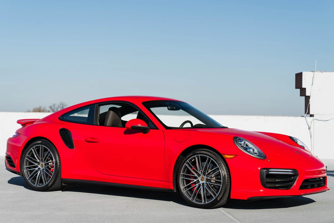 2017 Porsche 991 Turbo - Image 7 of 31