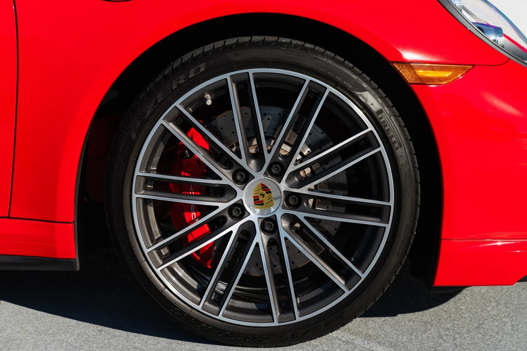 2017 Porsche 991 Turbo - Image 19 of 31
