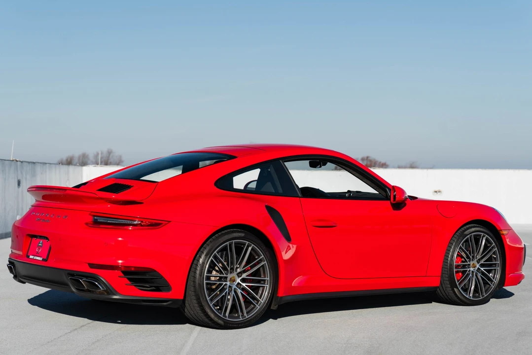 2017 Porsche 991 Turbo - Image 5 of 31
