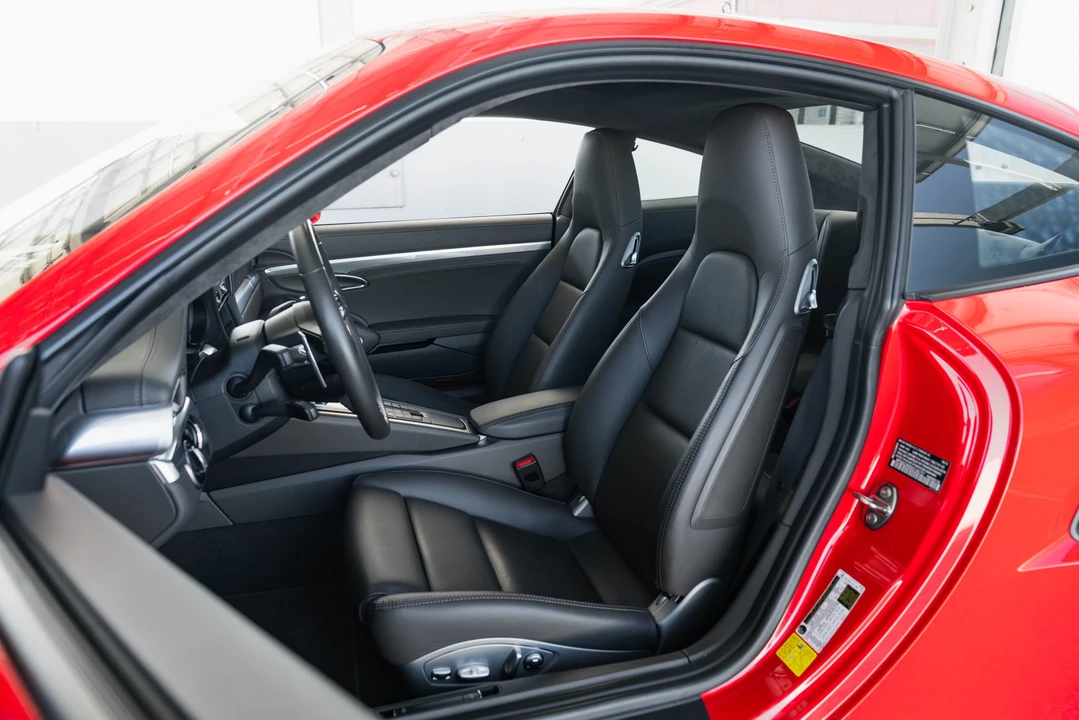 2017 Porsche 991 Turbo - Image 25 of 31