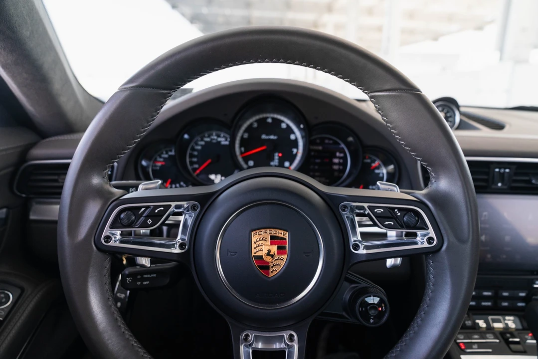 2017 Porsche 991 Turbo - Image 28 of 31