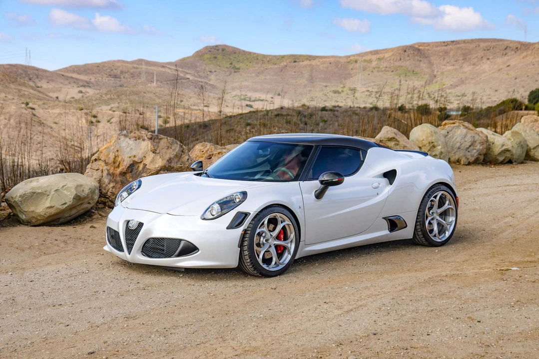 2018 Alfa Romeo 4C Coupe - Image 26 of 31