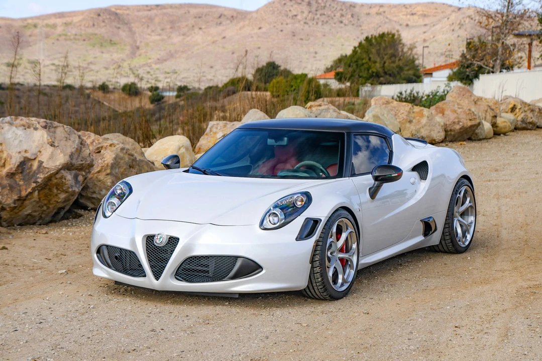 2018 Alfa Romeo 4C Coupe - Image 25 of 31