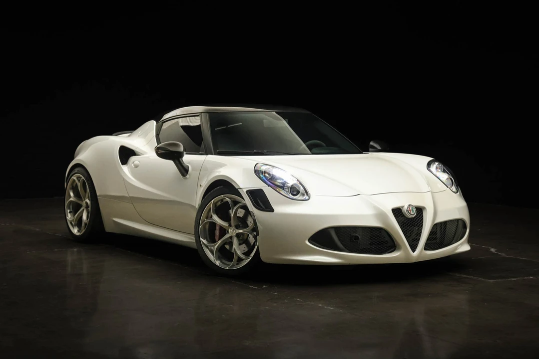 2018 Alfa Romeo 4C Coupe - Image 23 of 31