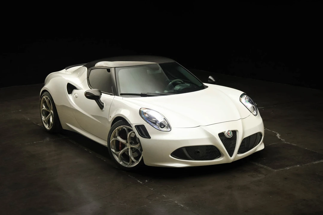 2018 Alfa Romeo 4C Coupe - Image 24 of 31