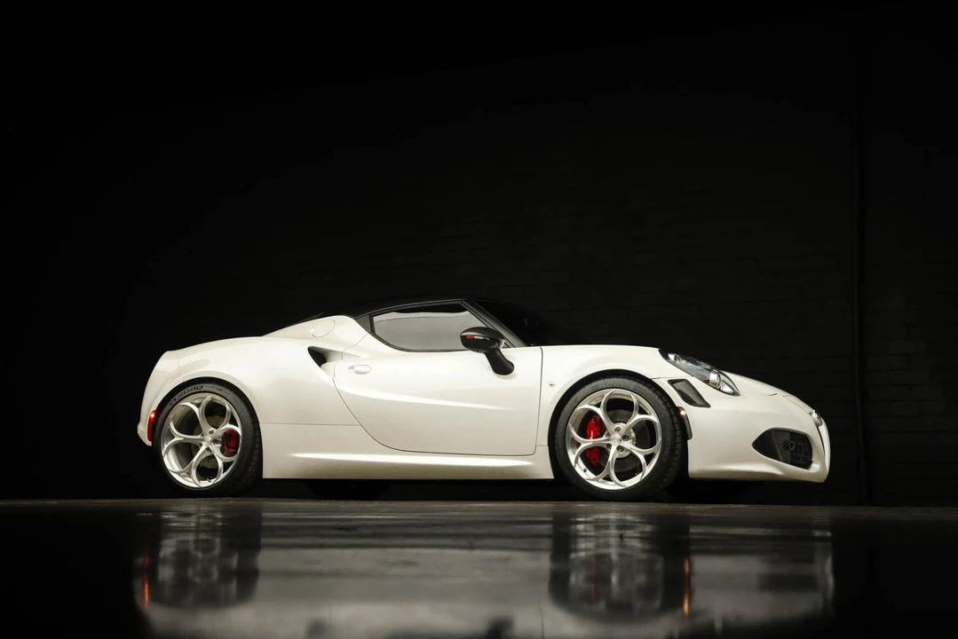 2018 Alfa Romeo 4C Coupe - Image 19 of 31