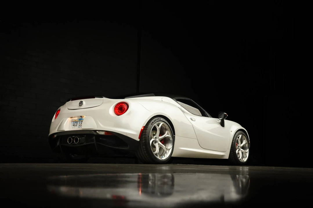 2018 Alfa Romeo 4C Coupe - Image 14 of 31