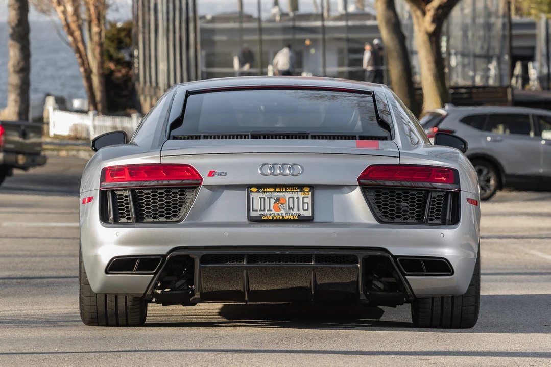 2018 Audi 4S R8 - Image 7 of 31