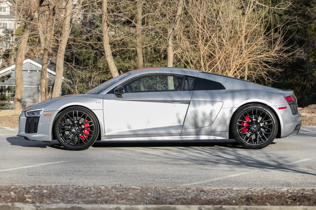 2018 Audi 4S R8 - Image 9 of 31