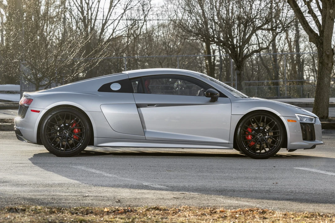 2018 Audi 4S R8 - Image 5 of 31
