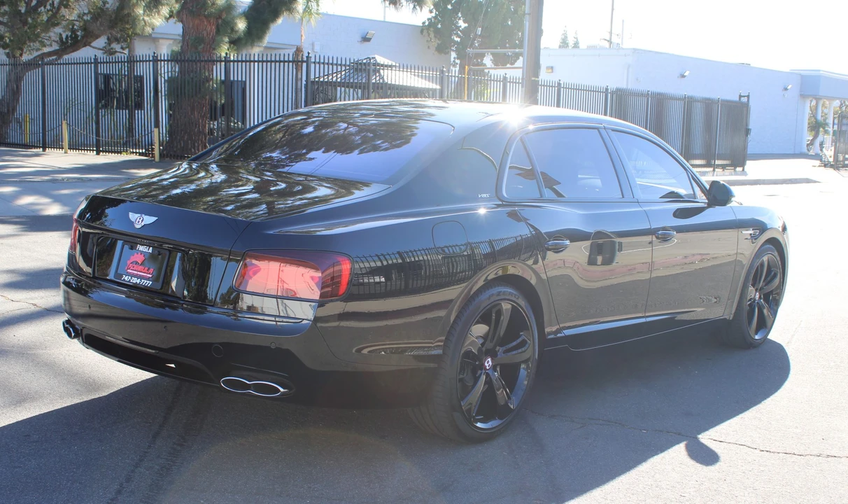 2018 Bentley Continental Flying Spur - Image 9 of 31