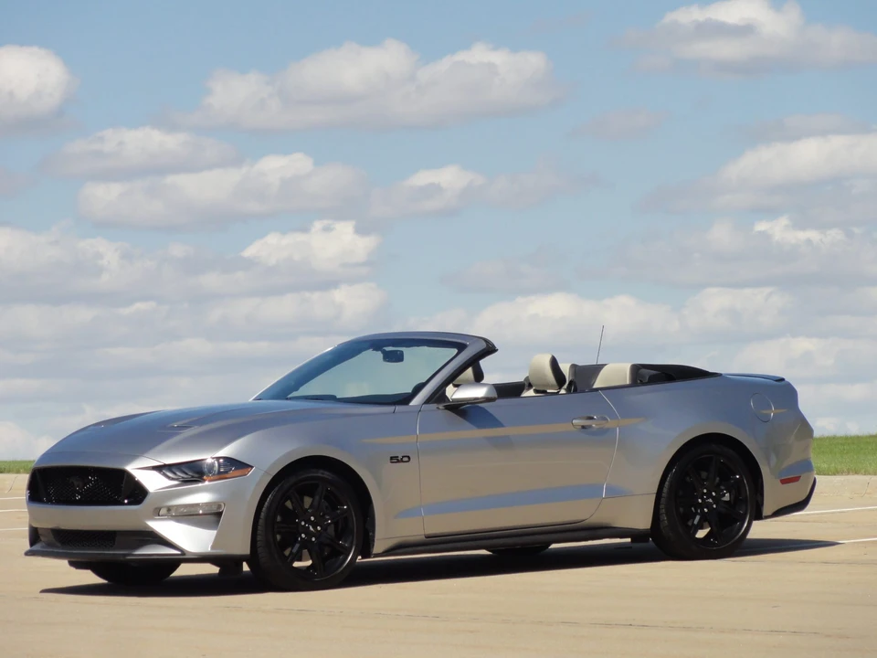 2020 Ford S550 Mustang - Image 2 of 31