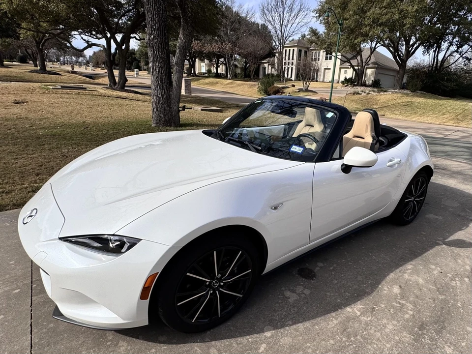 2024 Mazda ND MX-5 Miata - Image 4 of 31