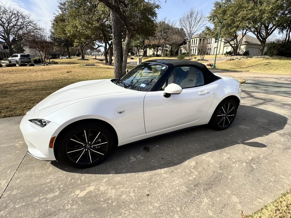 2024 Mazda ND MX-5 Miata - Image 20 of 31