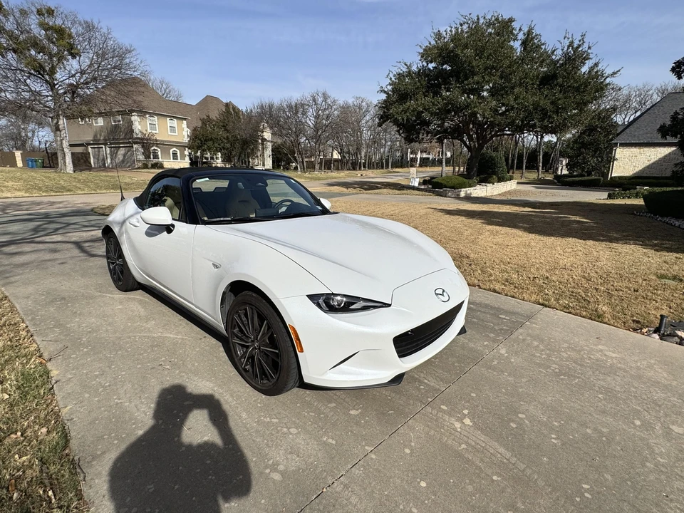 2024 Mazda ND MX-5 Miata - Image 24 of 31