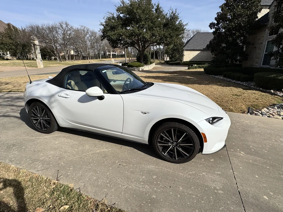 2024 Mazda ND MX-5 Miata - Image 25 of 31
