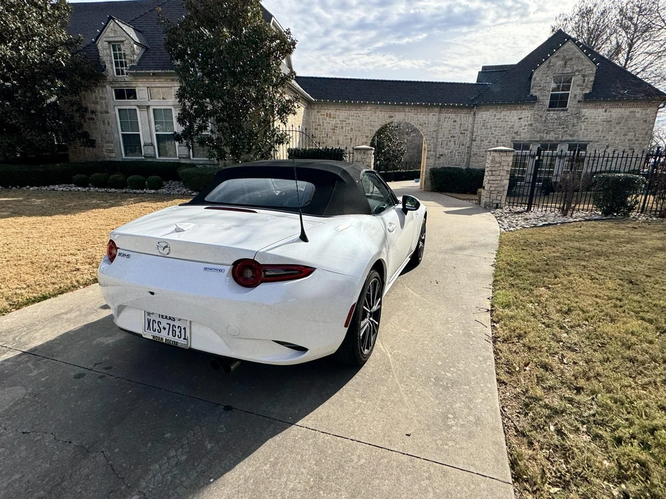 2024 Mazda ND MX-5 Miata - Image 28 of 31
