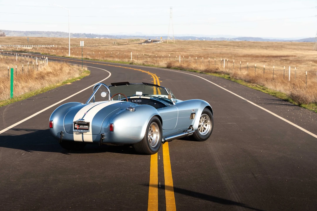 Shelby Cobra Replica - Image 26 of 31