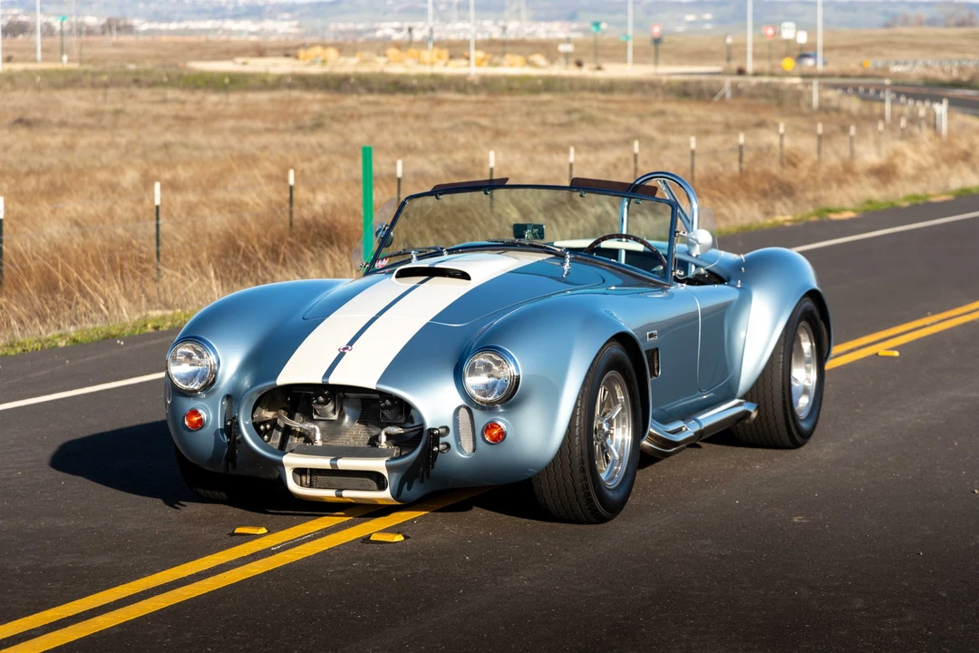 Shelby Cobra Replica - Image 3 of 31
