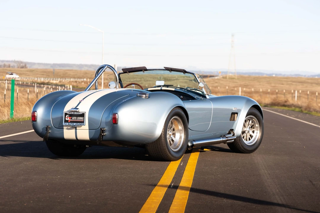 Shelby Cobra Replica - Image 28 of 31