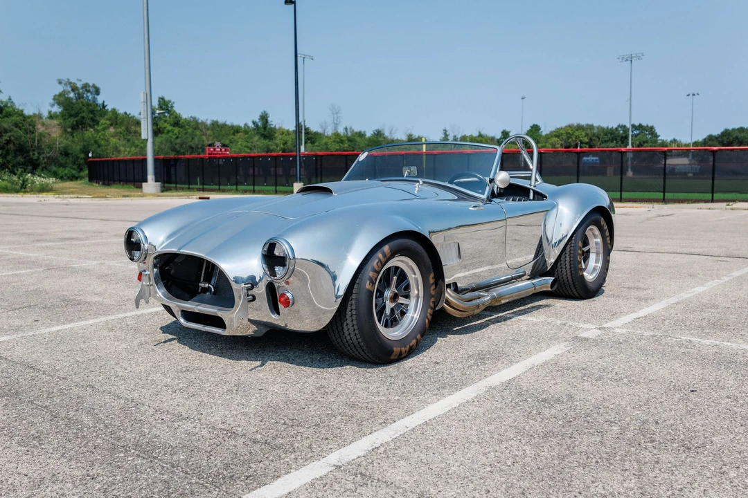 Shelby Cobra Replica - Image 2 of 31