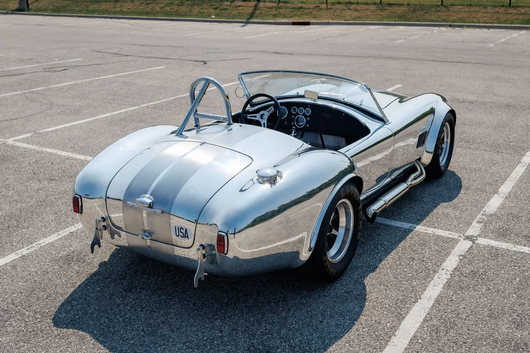 Shelby Cobra Replica - Image 14 of 31