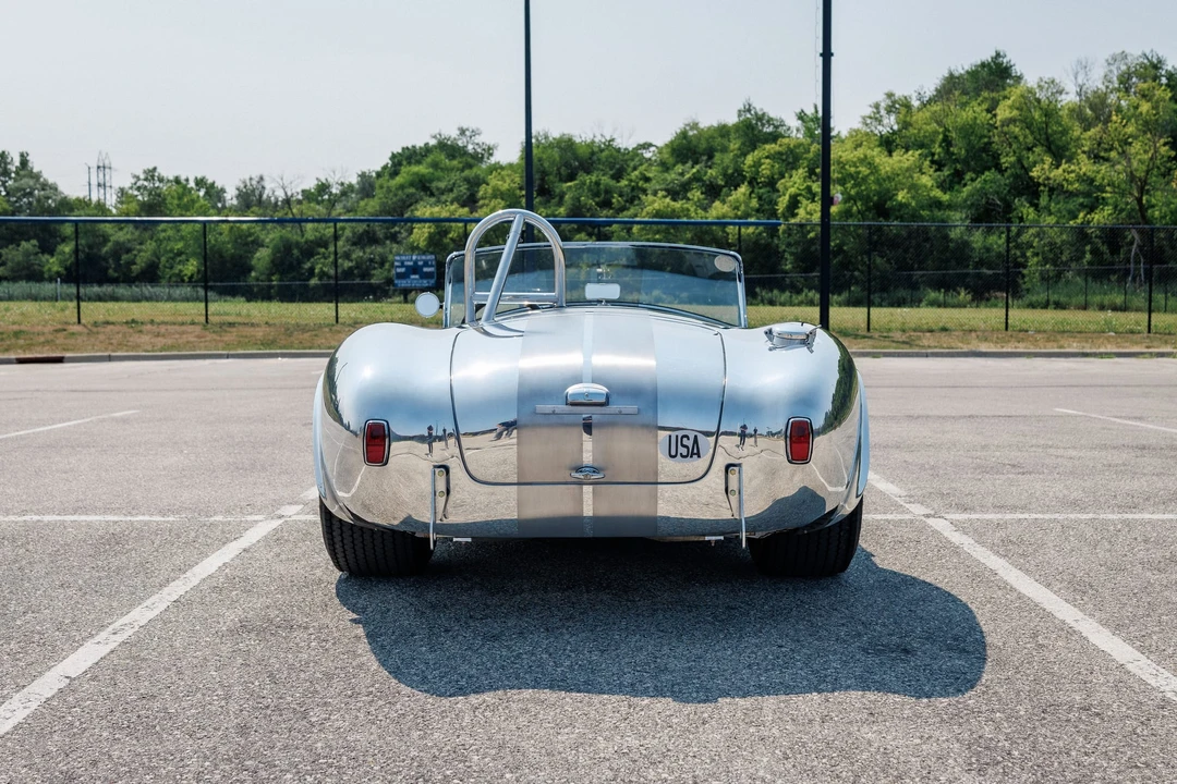 Shelby Cobra Replica - Image 10 of 31