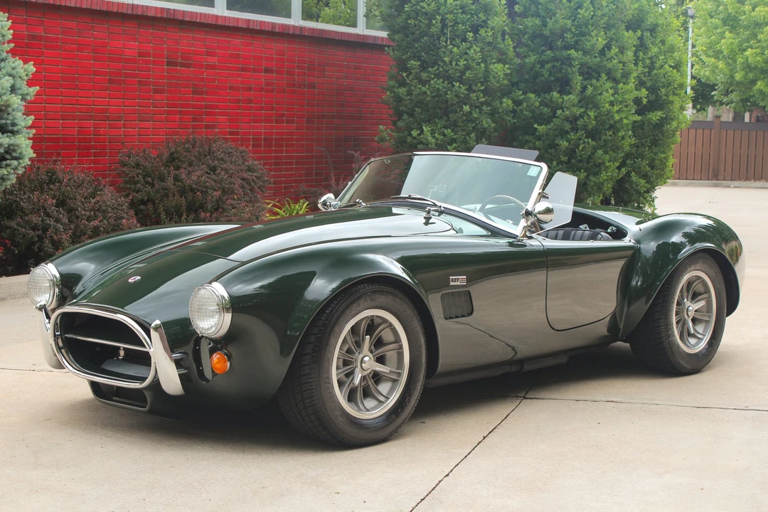 Shelby Cobra Replica - Image 2 of 31