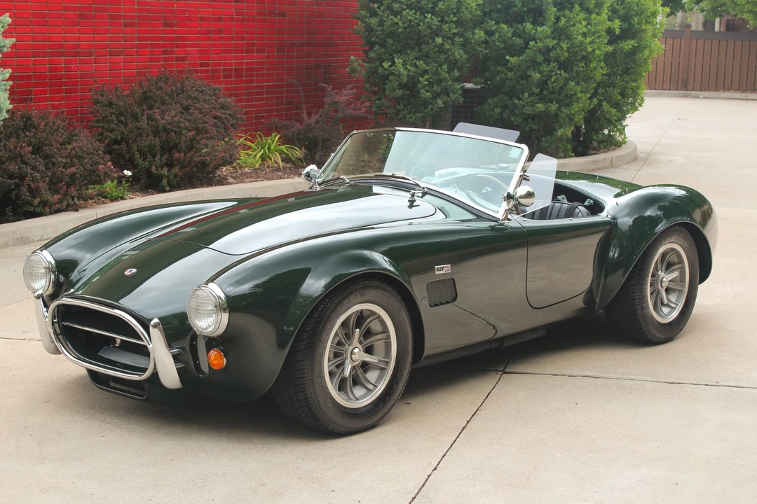 Shelby Cobra Replica - Image 3 of 31