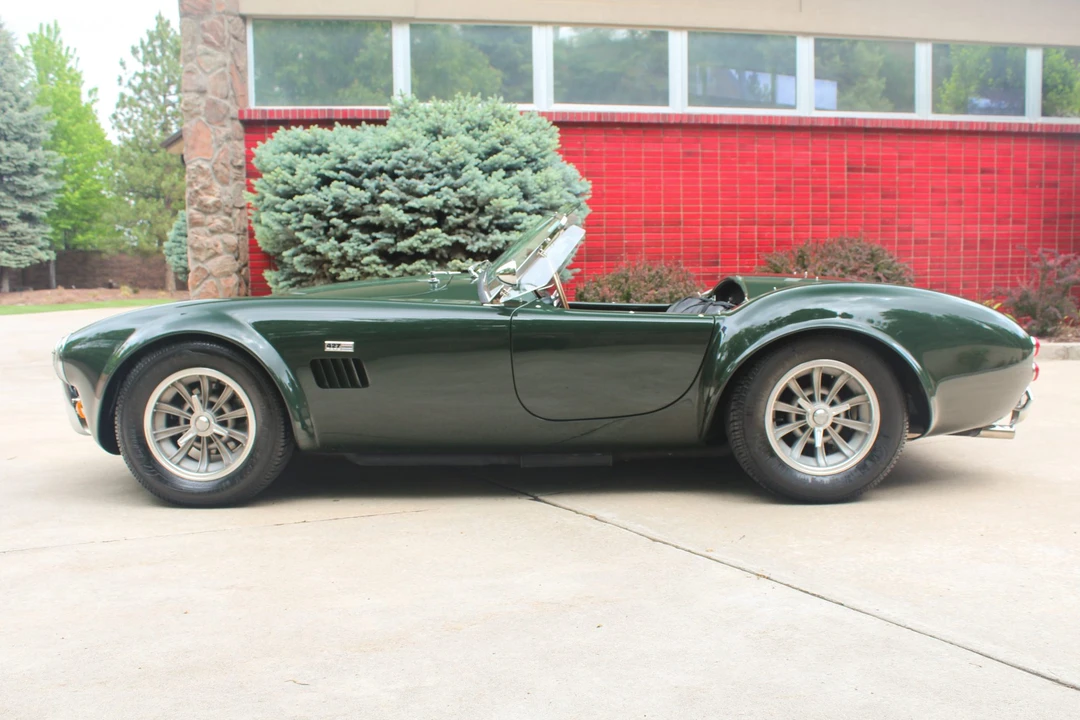 Shelby Cobra Replica - Image 15 of 31