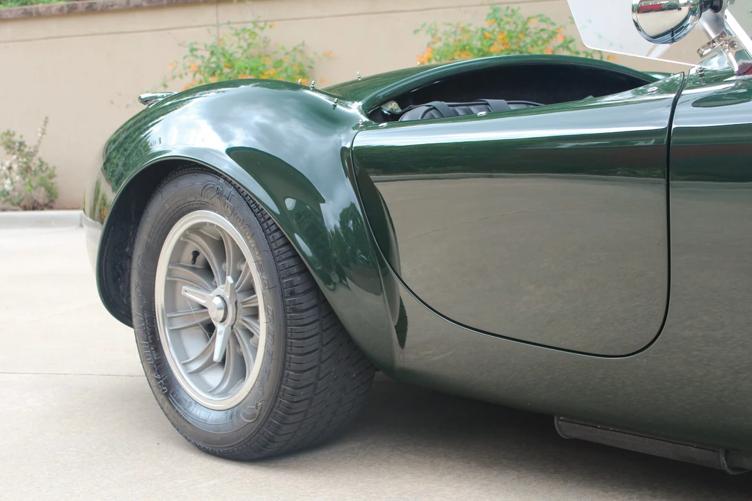 Shelby Cobra Replica - Image 24 of 31