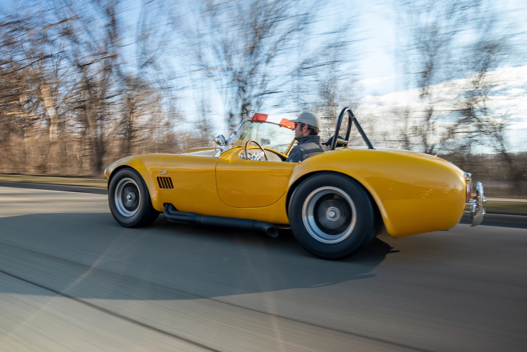 Shelby Cobra Replica - Image 5 of 31