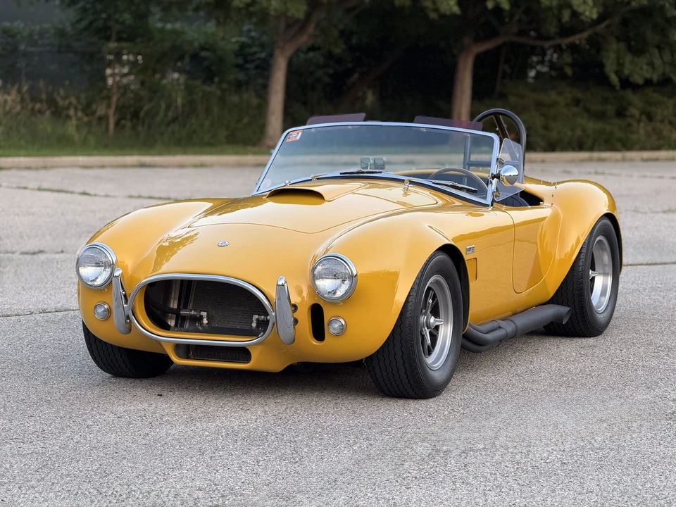 Shelby Cobra Replica - Image 7 of 31