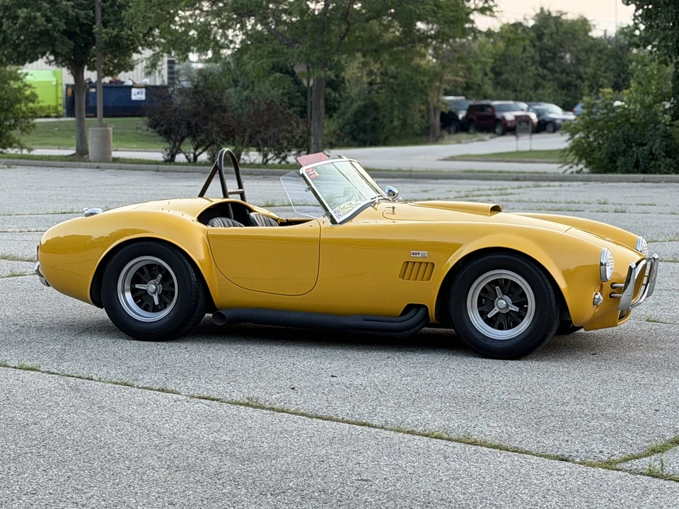 Shelby Cobra Replica - Image 17 of 31