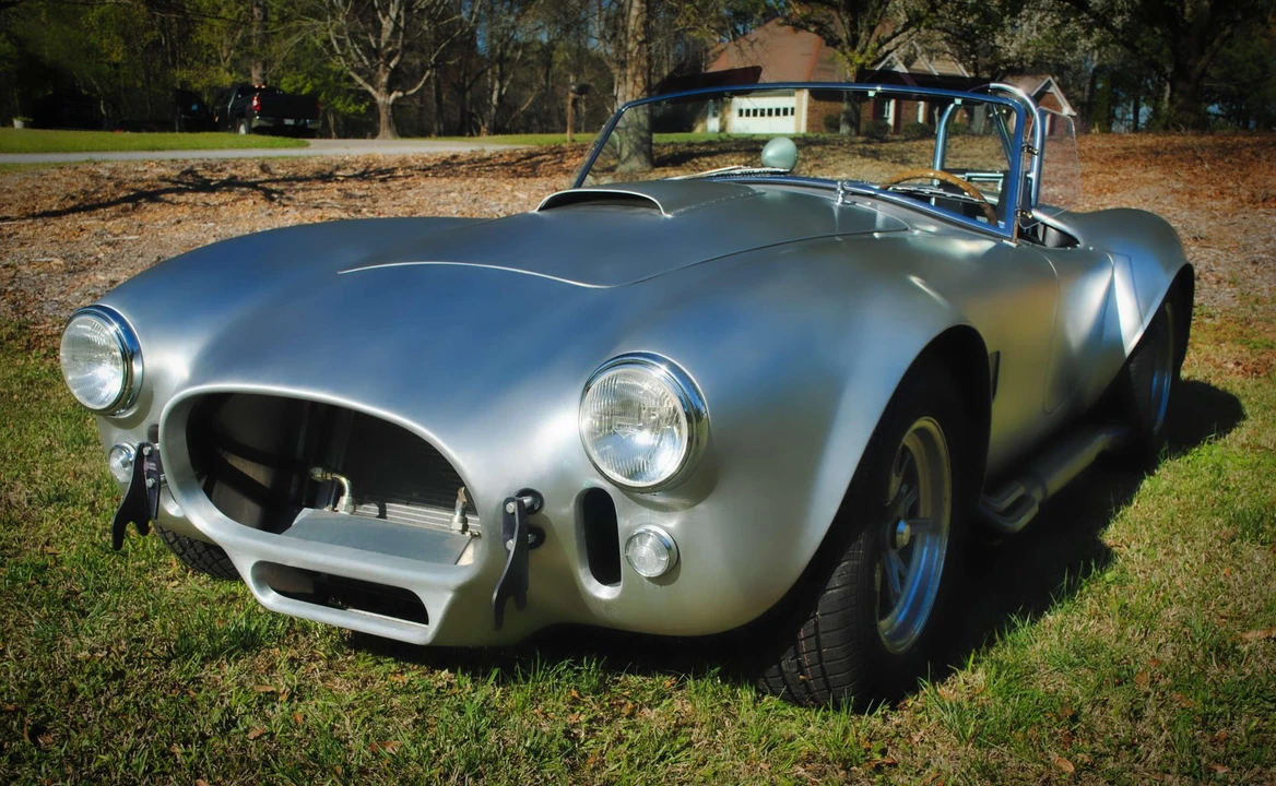 Shelby Cobra Replica - Image 17 of 31
