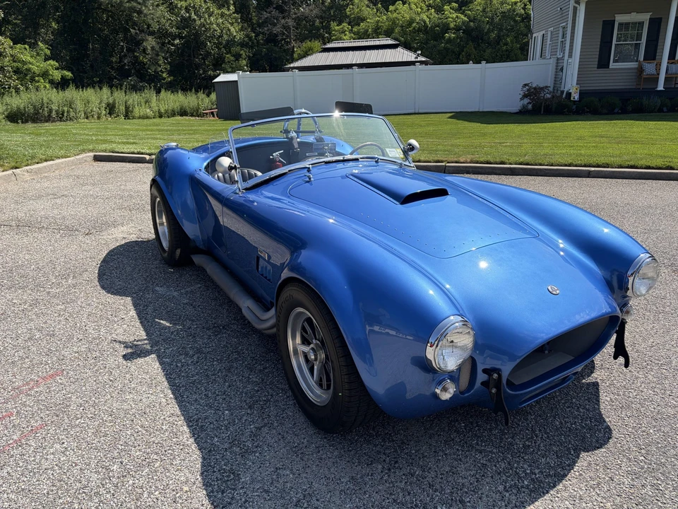 Shelby Cobra Replica - Image 8 of 31