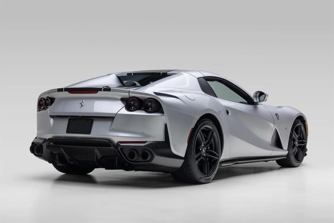 2021 Ferrari 812 GTS - Image 13 of 31