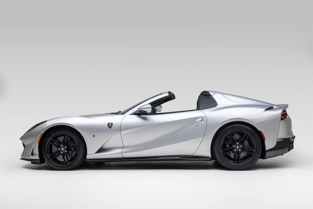 2021 Ferrari 812 GTS - Image 18 of 31