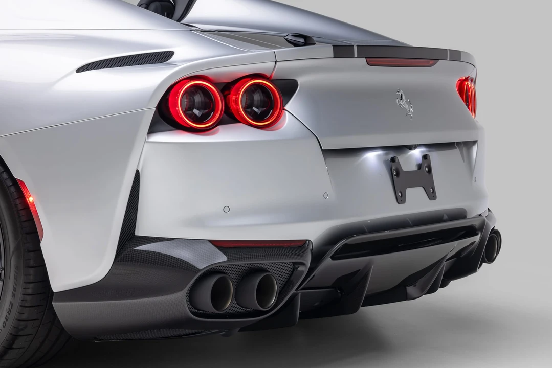 2021 Ferrari 812 GTS - Image 29 of 31