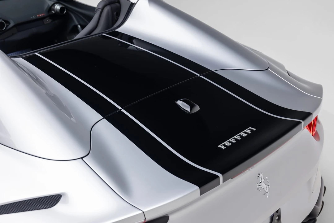 2021 Ferrari 812 GTS - Image 28 of 31