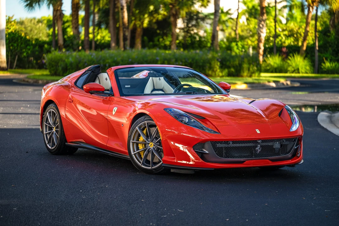 2022 Ferrari 812 GTS - Image 2 of 31