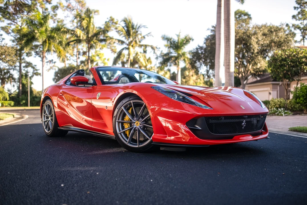 2022 Ferrari 812 GTS - Image 8 of 31