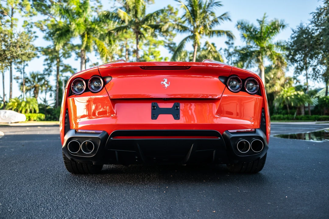 2022 Ferrari 812 GTS - Image 20 of 31