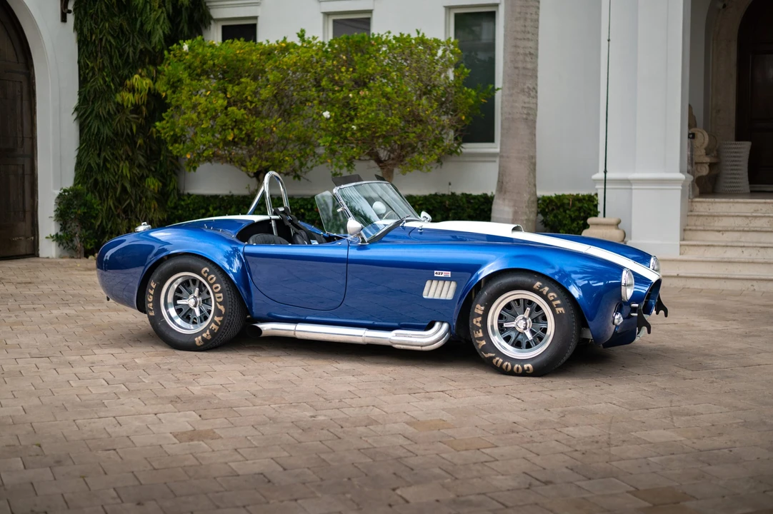 Shelby Cobra Replica - Image 27 of 31
