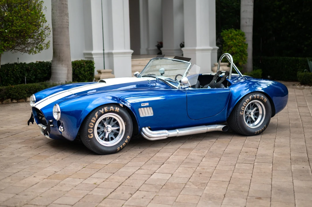 Shelby Cobra Replica - Image 7 of 31