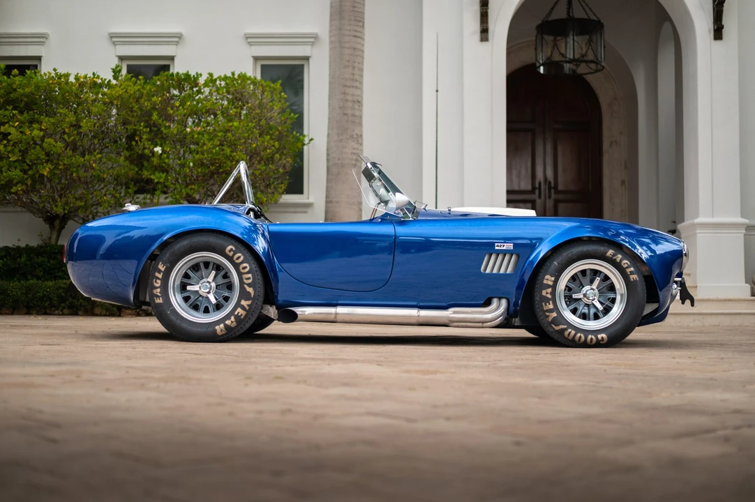 Shelby Cobra Replica - Image 25 of 31